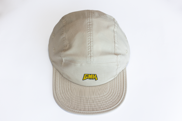 BONÉ GMK FIVE PANEL OFF WHITE